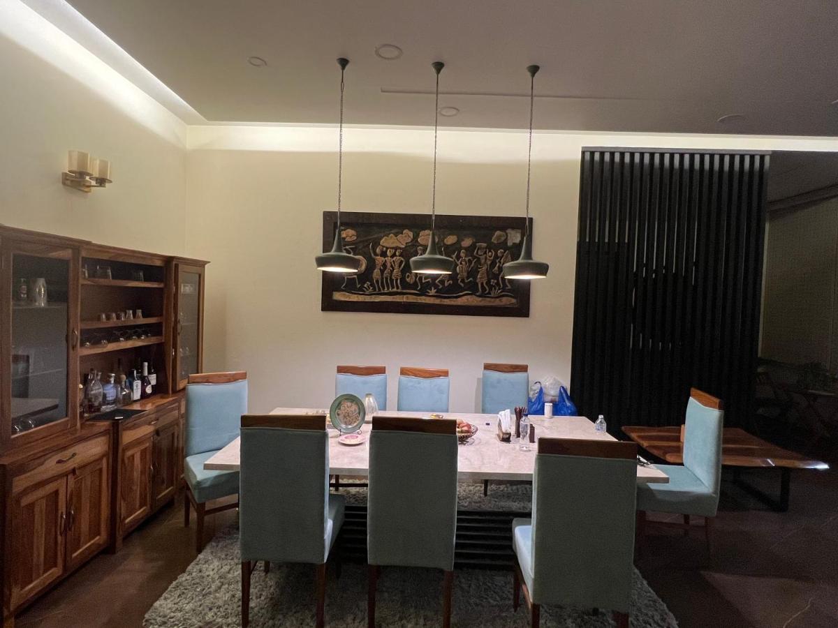 Luxury Penthouse With Taj Mahal View Appartement Agra  Buitenkant foto